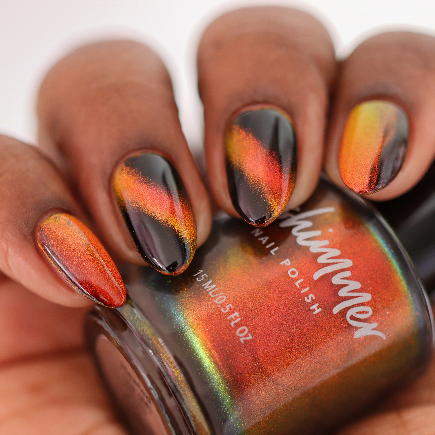 Heated Up Multichrome Magnetic Nail Polish - Image 15