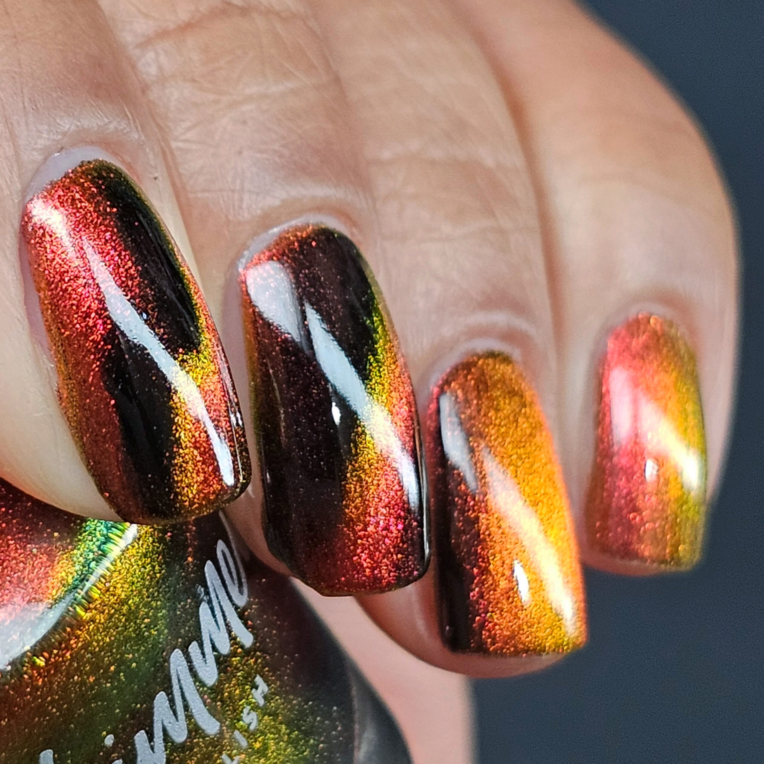 Heated Up Multichrome Magnetic Nail Polish - Image 3