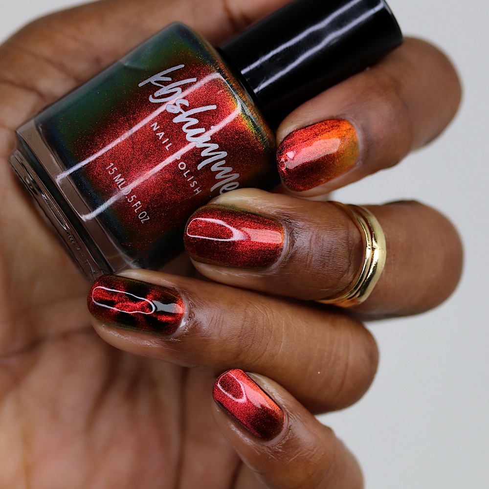 Heated Up Multichrome Magnetic Nail Polish - Image 7