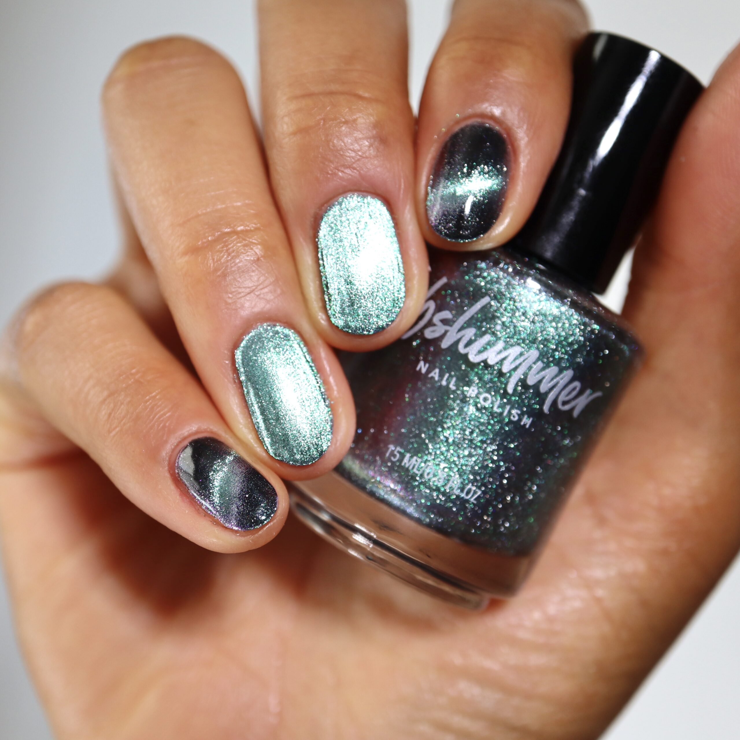How Froze It? Multichrome Magnetic Nail Polish - Image 12