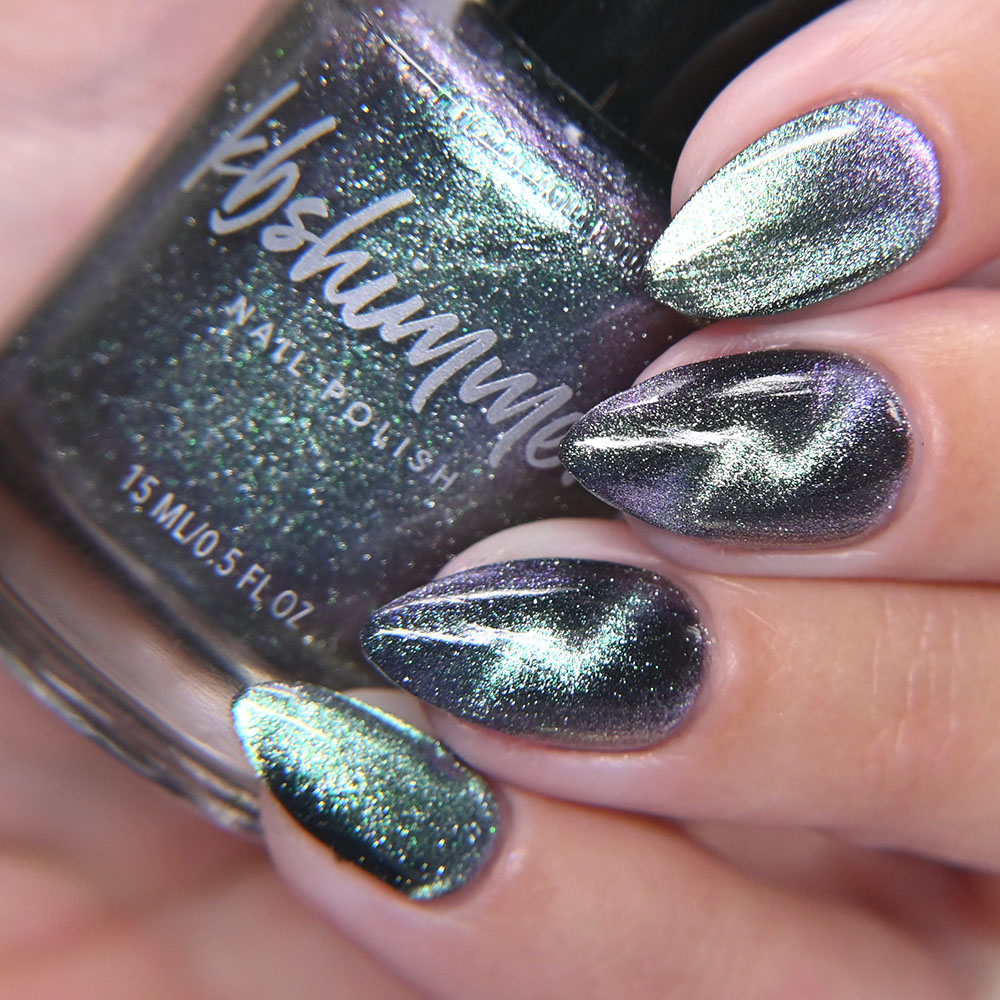 How Froze It? Multichrome Magnetic Nail Polish - Image 3