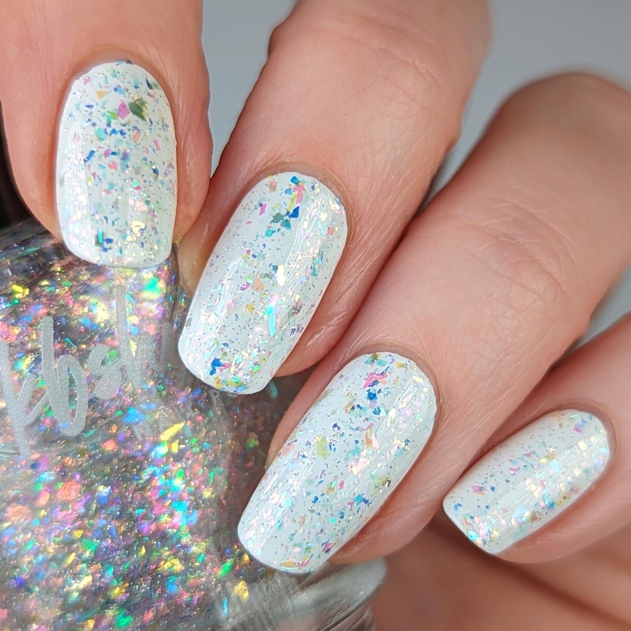 Ice And Easy Nail Polish Topper - Image 7