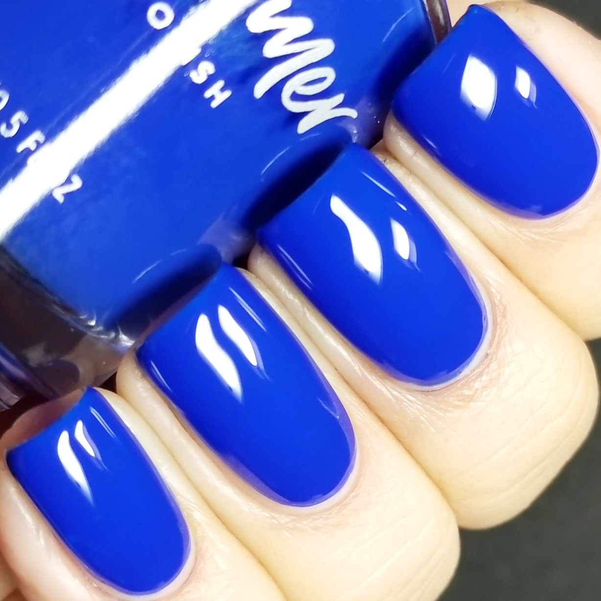 Low & Be Bold Nail Polish - Image 2
