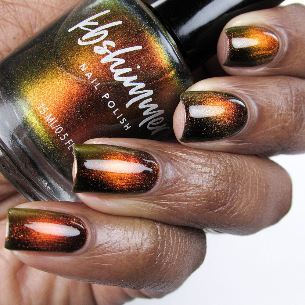 Solar Flair Multichrome Magnetic Nail Polish