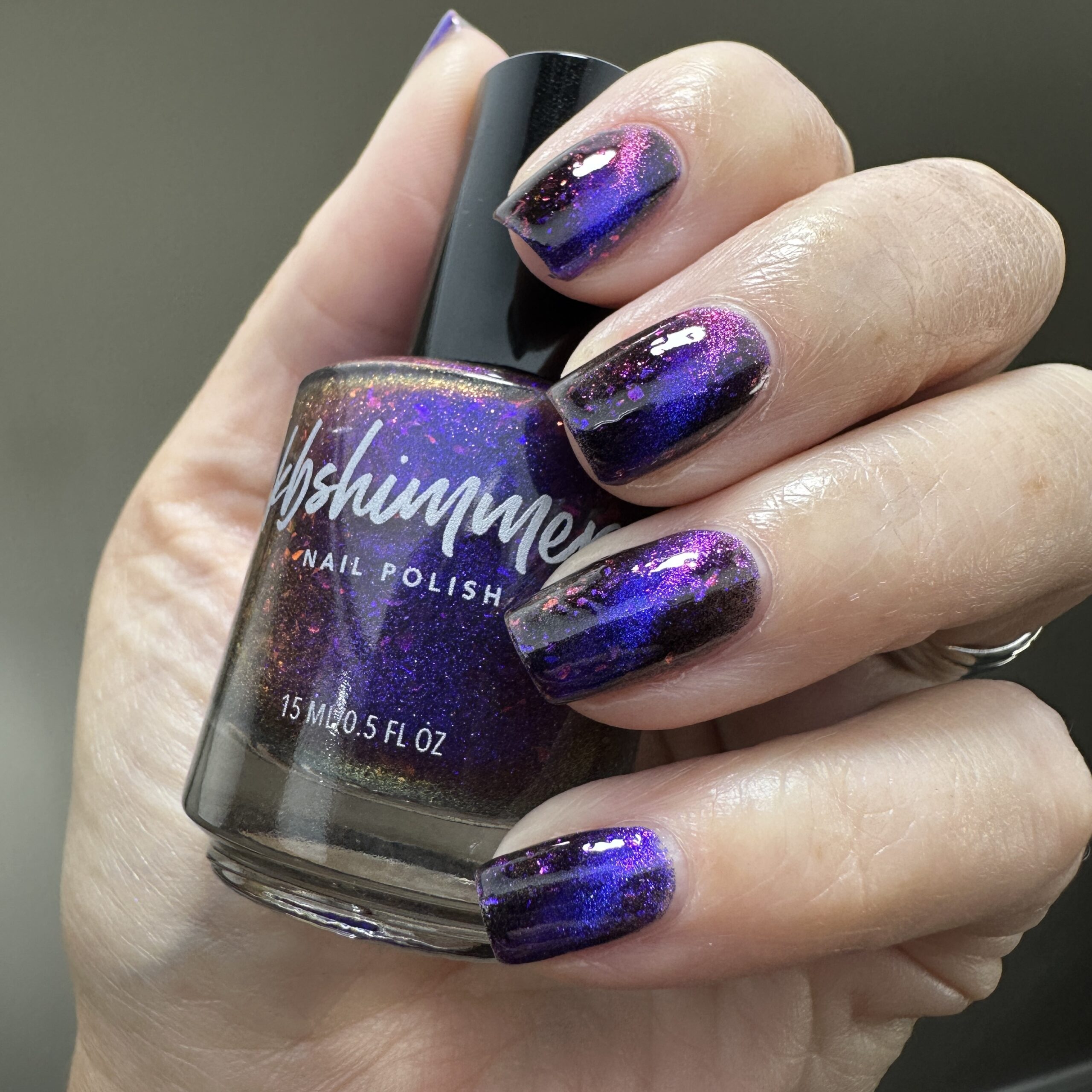 Spectral Feeling Magnetic Nail Polish - Image 4