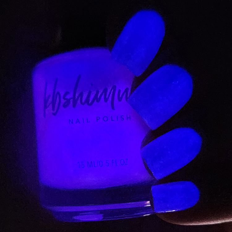 Tulip To Apologize Glow-In-The-Dark Nail Polish - Image 15
