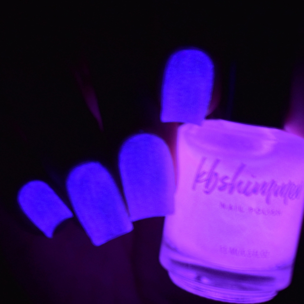 Tulip To Apologize Glow-In-The-Dark Nail Polish - Image 4