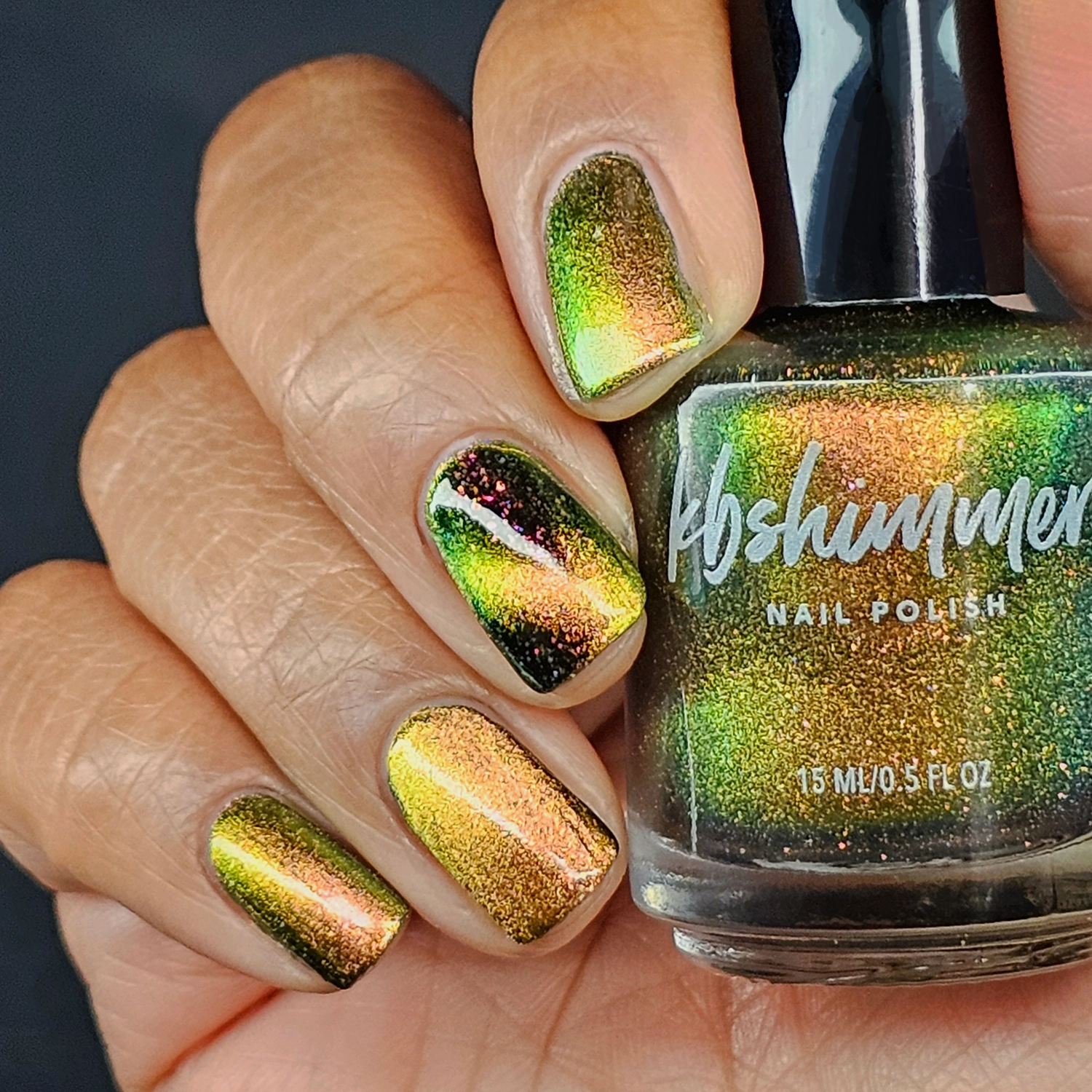 Light Years Ahead Multichrome Magnetic Nail Polish - Image 3