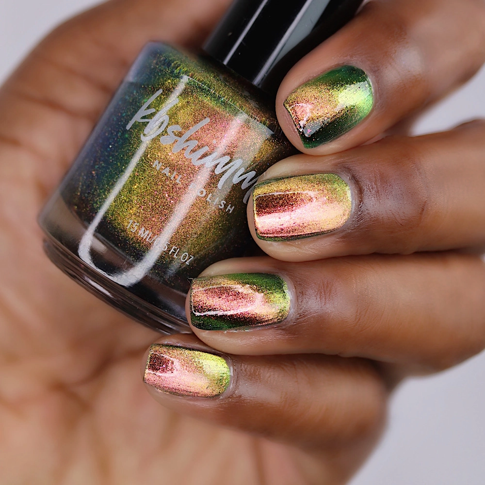 Light Years Ahead Multichrome Magnetic Nail Polish - Image 7