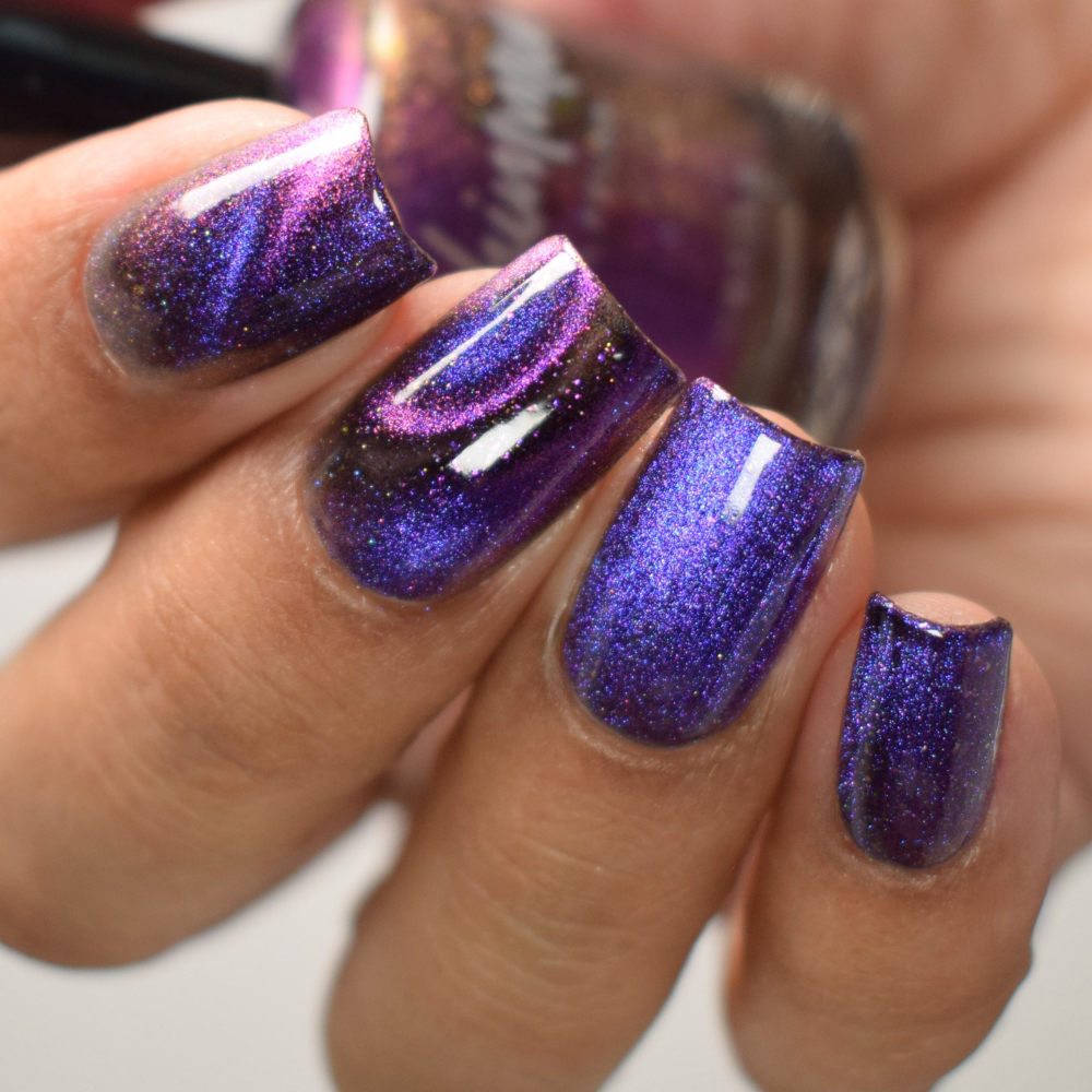 Nebula-ous Plans Multichrome Magnetic Nail Polish - Image 7