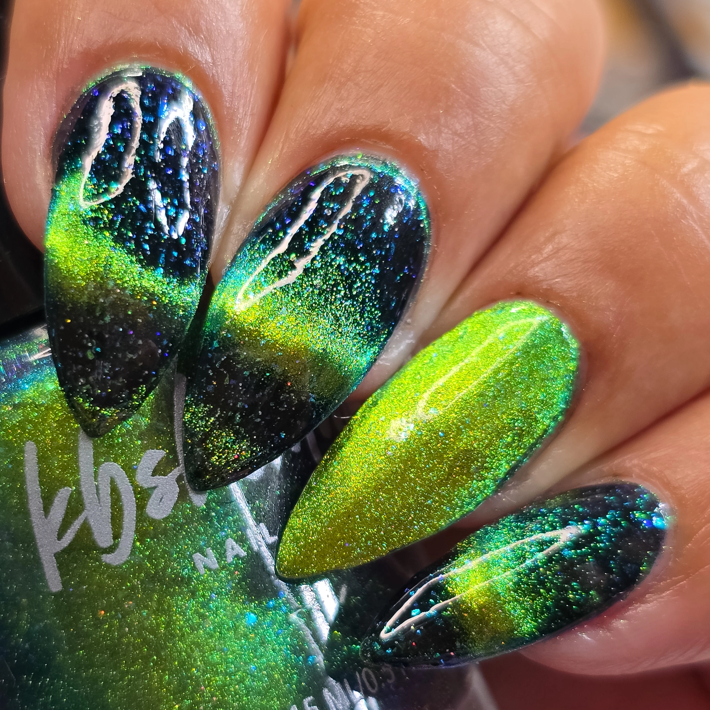 UFOh Yeah! Multichrome Magnetic Nail Polish - Image 10