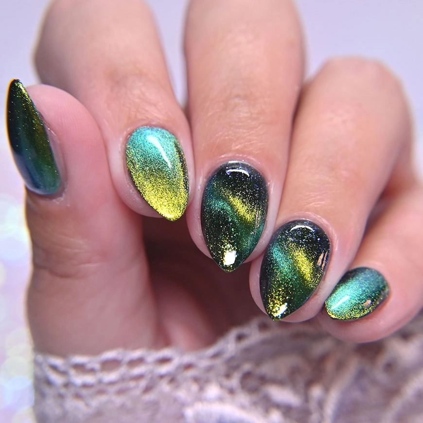 UFOh Yeah! Multichrome Magnetic Nail Polish - Image 5